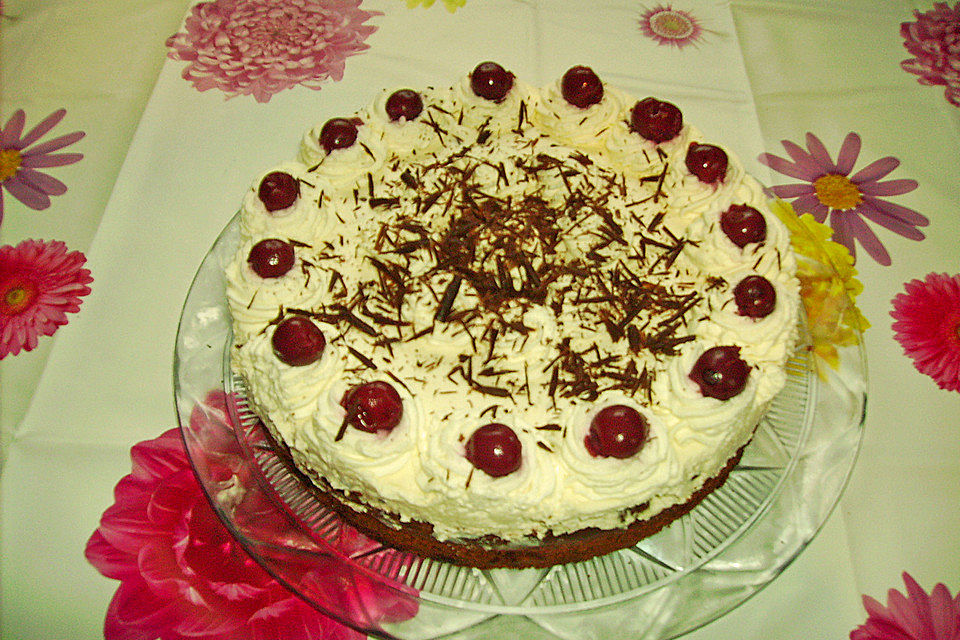 Kirsch - Stracciatella - Torte