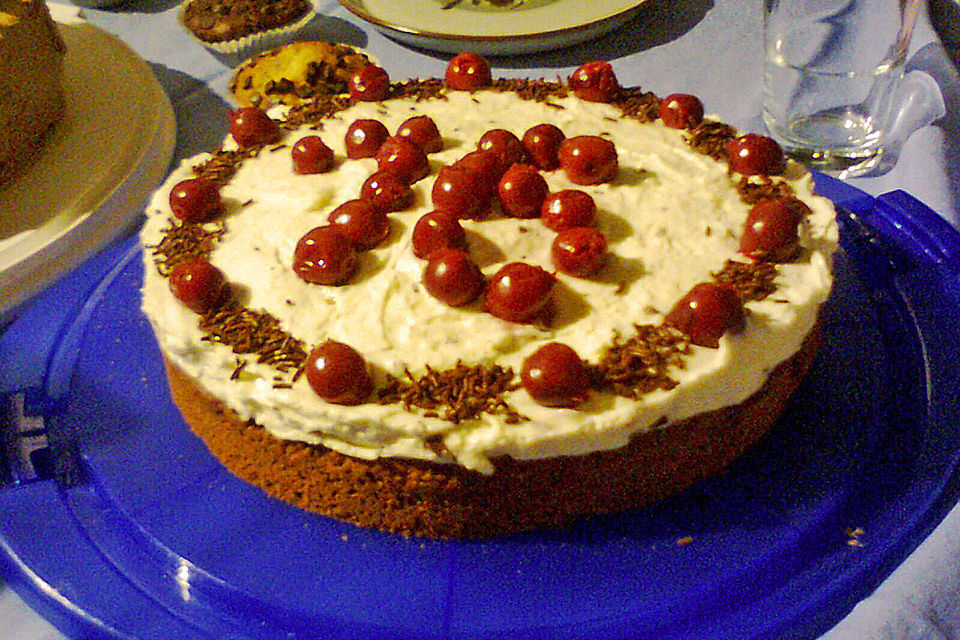 Kirsch - Stracciatella - Torte