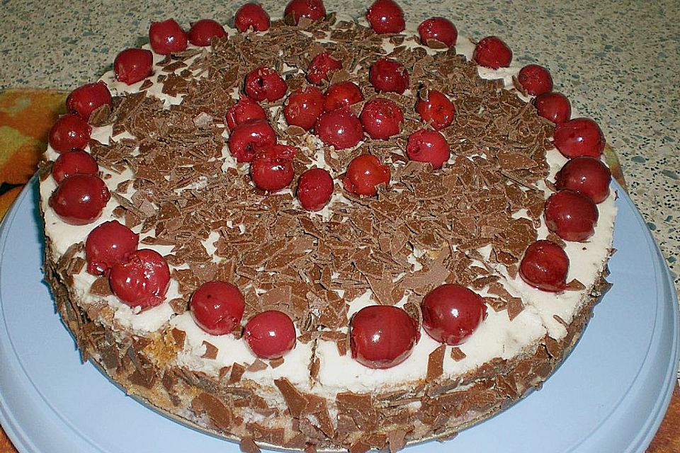 Kirsch - Stracciatella - Torte