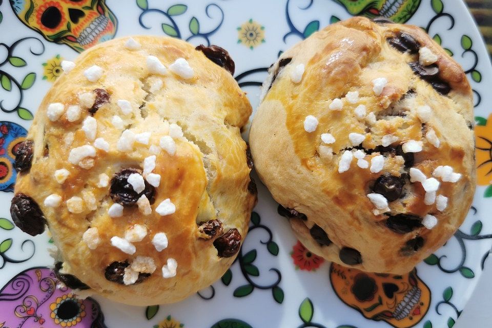 Quark-Rosinenbrötchen