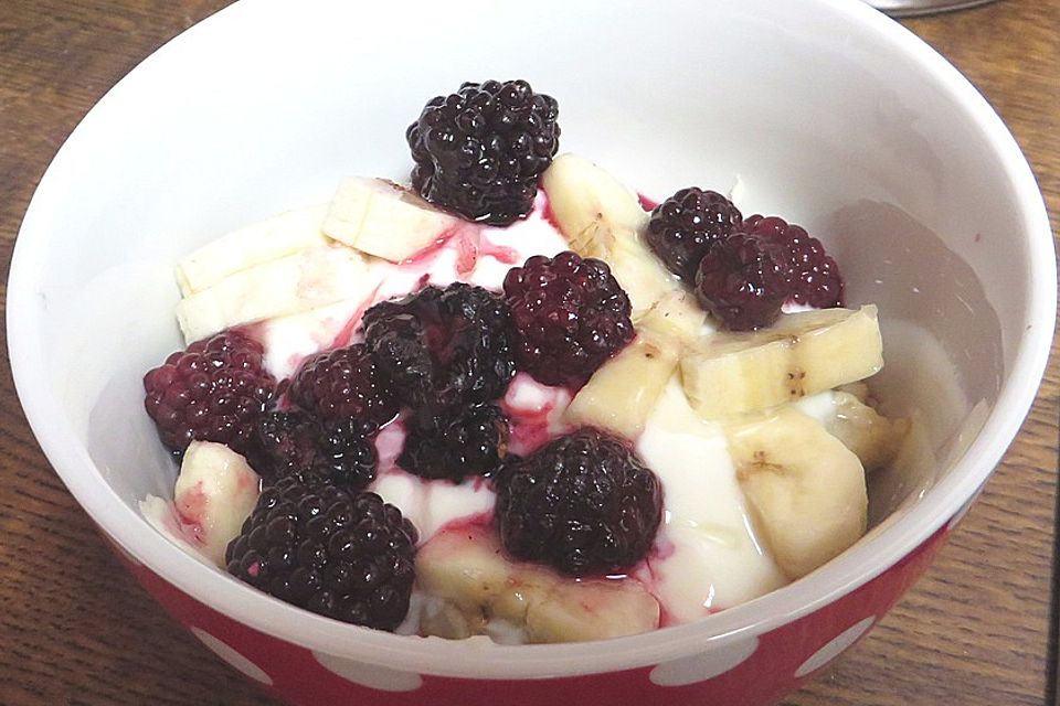 Haferbrei mit Beeren