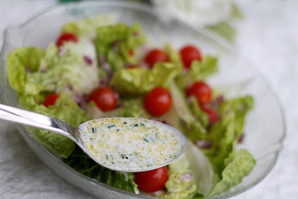 Buttermilch-Joghurt-Dressing