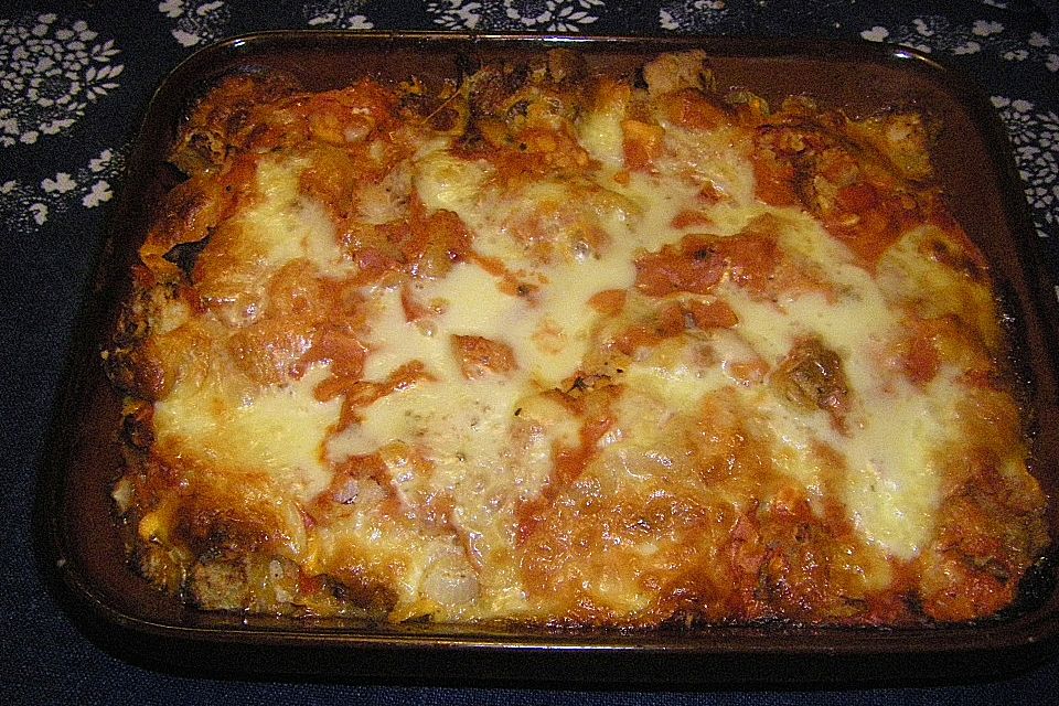 Schneller Fenchelauflauf mit Tomaten und altem Brot