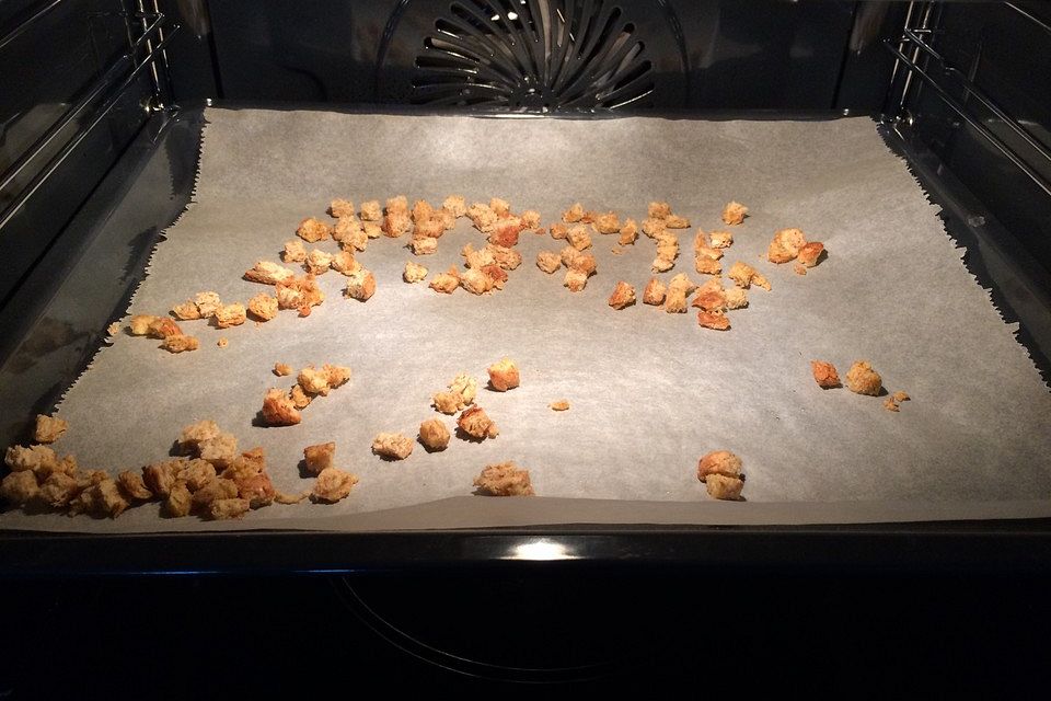 Croutons aus dem Backofen