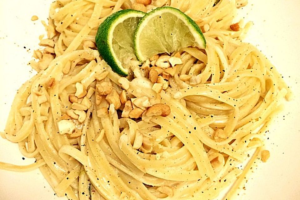 Linguine mit Kokos-Limetten Sauce