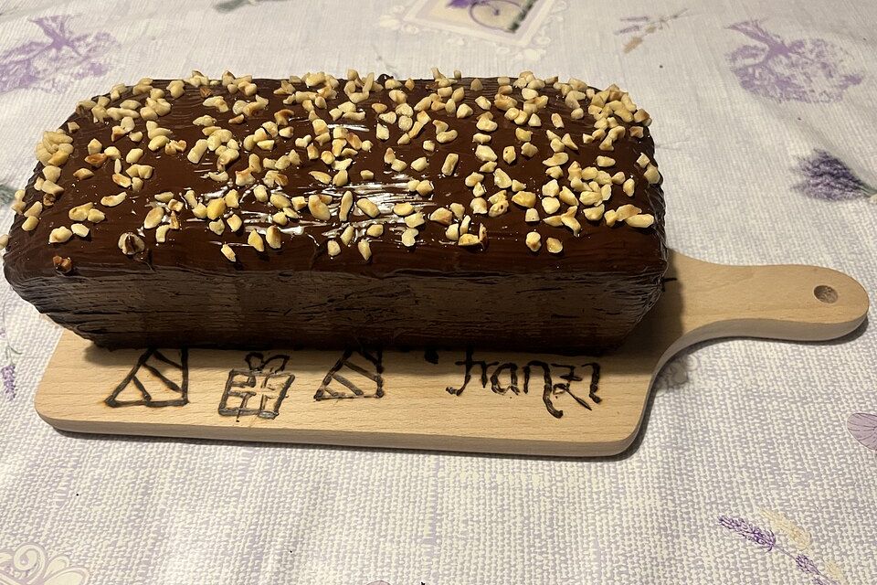 Saftiger Schokokuchen in Kastenform Saftiger Schokokuchen in Kastenform