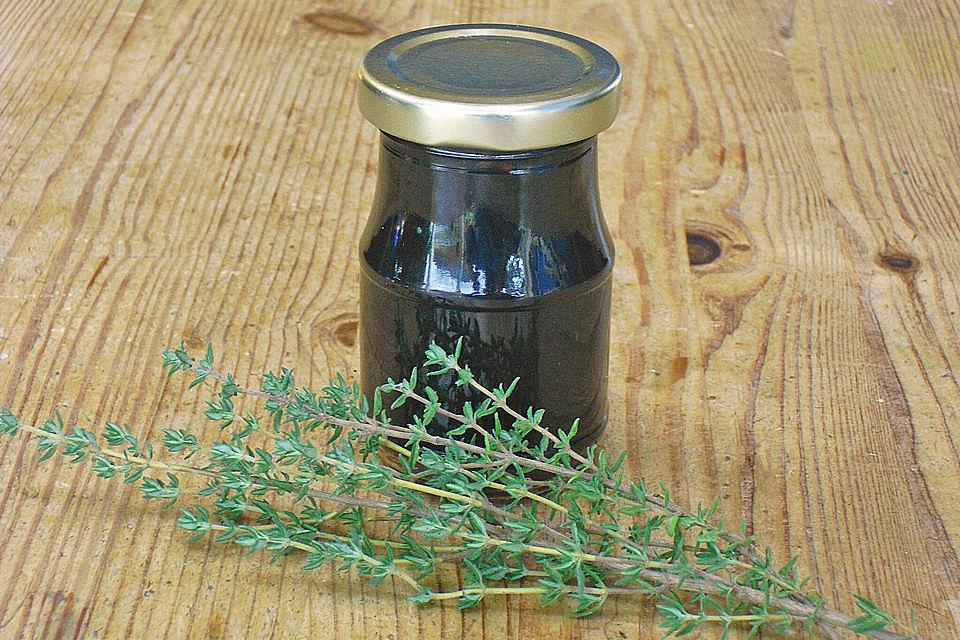 Balsamicogelee mit Johannisbeersaft