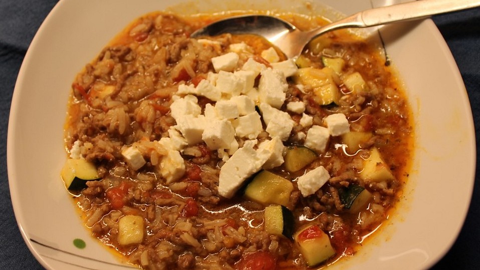 Zucchini-Reis-Topf mit Hackfleisch und Feta von Rocky73