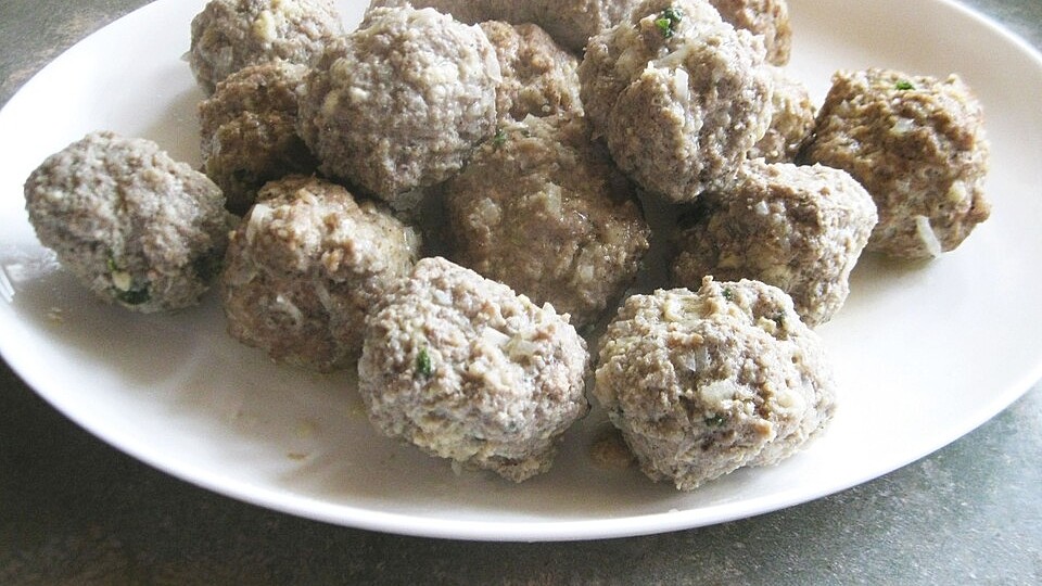 Fleischklößchen nach Uromas Art von gabriele9272| Chefkoch Fleischklößchen nach Uromas Art von gabriele9272| Chefkoch