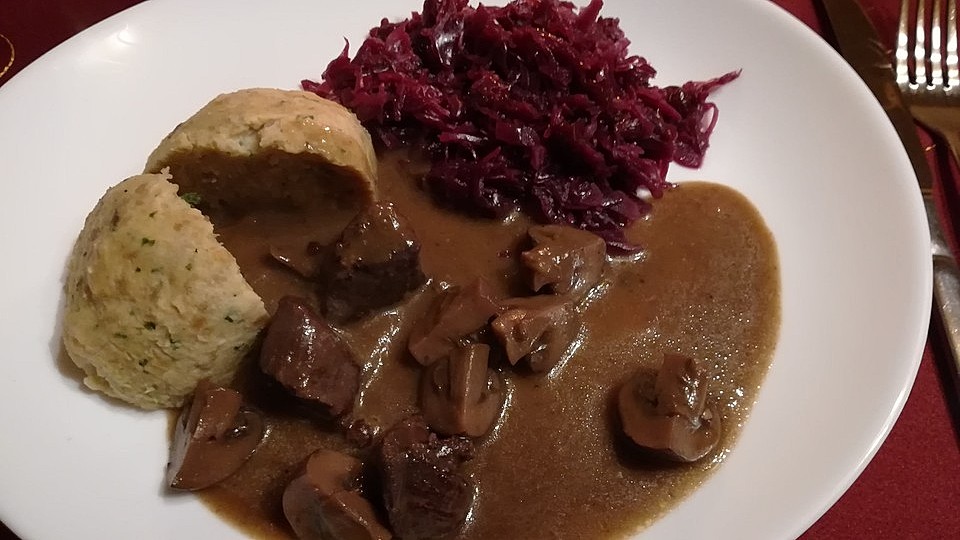 Gulasch Von Reh Hirsch Oder Wildschwein A La Ursula1950 Von Ursula1950 Chefkoch