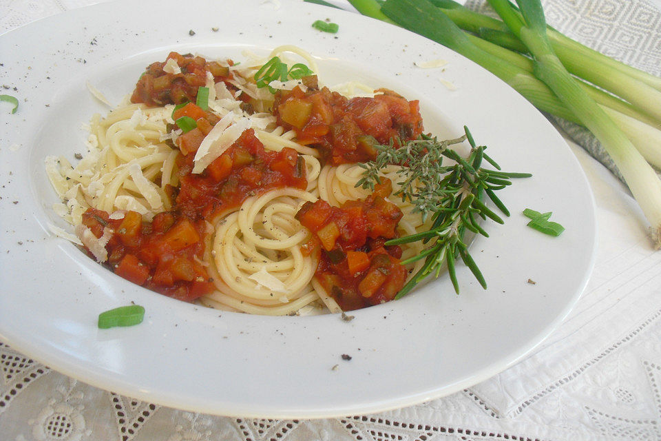 Spaghetti mit Gemüsebolognese