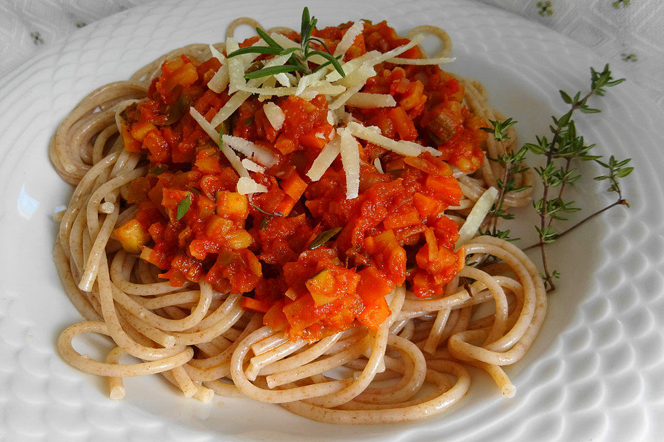 Spaghetti mit Gemüsebolognese