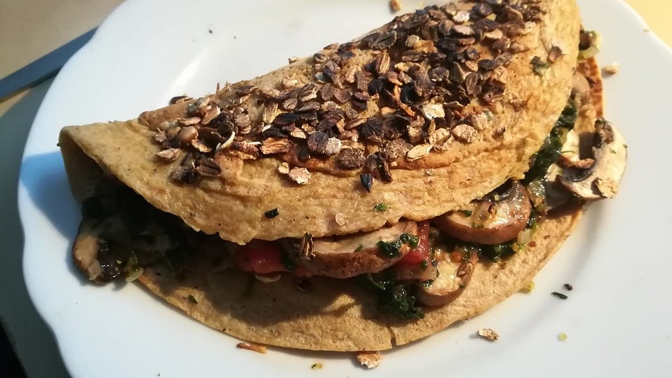 Vegetarischer Pfannkuchen mit Spinat-Champignon-Füllung von Toxicsin Vegetarischer Pfannkuchen mit Spinat-Champignon-Füllung von Toxicsin