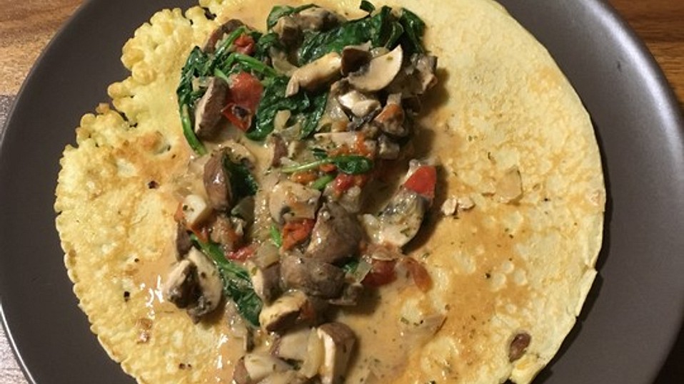 Vegetarischer Pfannkuchen mit Spinat-Champignon-Füllung von Toxicsin Vegetarischer Pfannkuchen mit Spinat-Champignon-Füllung von Toxicsin
