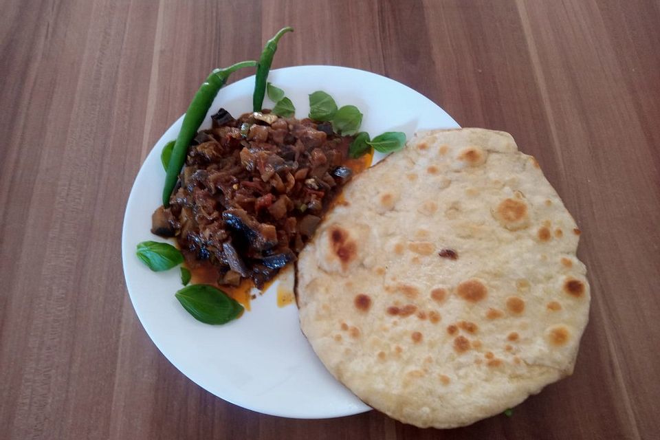 Baingan Tamatar - Auberginencurry aus Pakistan