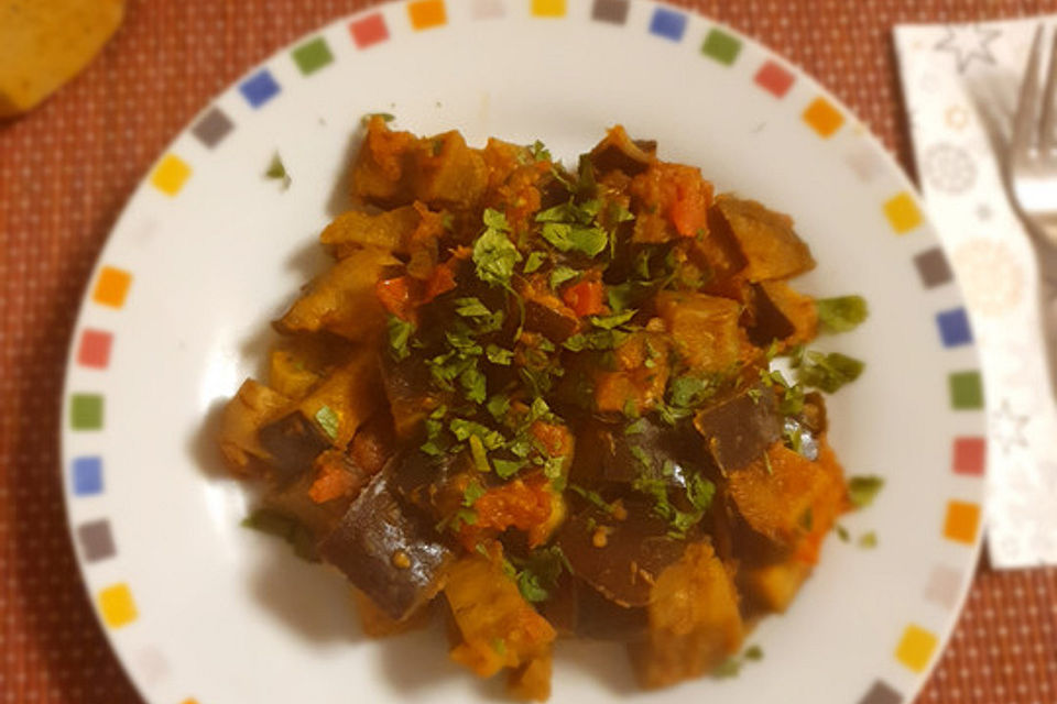 Baingan Tamatar - Auberginencurry aus Pakistan