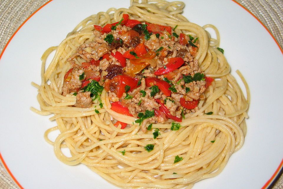 Tante Inges spanische Spaghetti