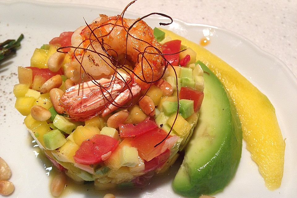 Avocado-Mango Salsa mit Garnelen