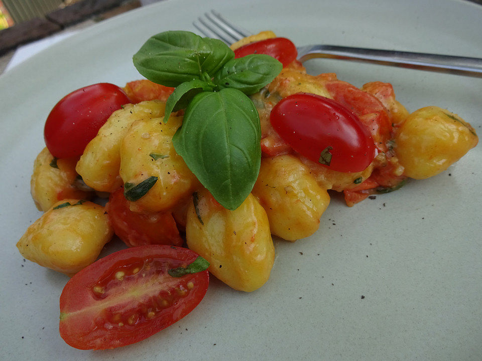 Gnocchi mit Tomaten und Mozzarella von iglantine | Chefkoch