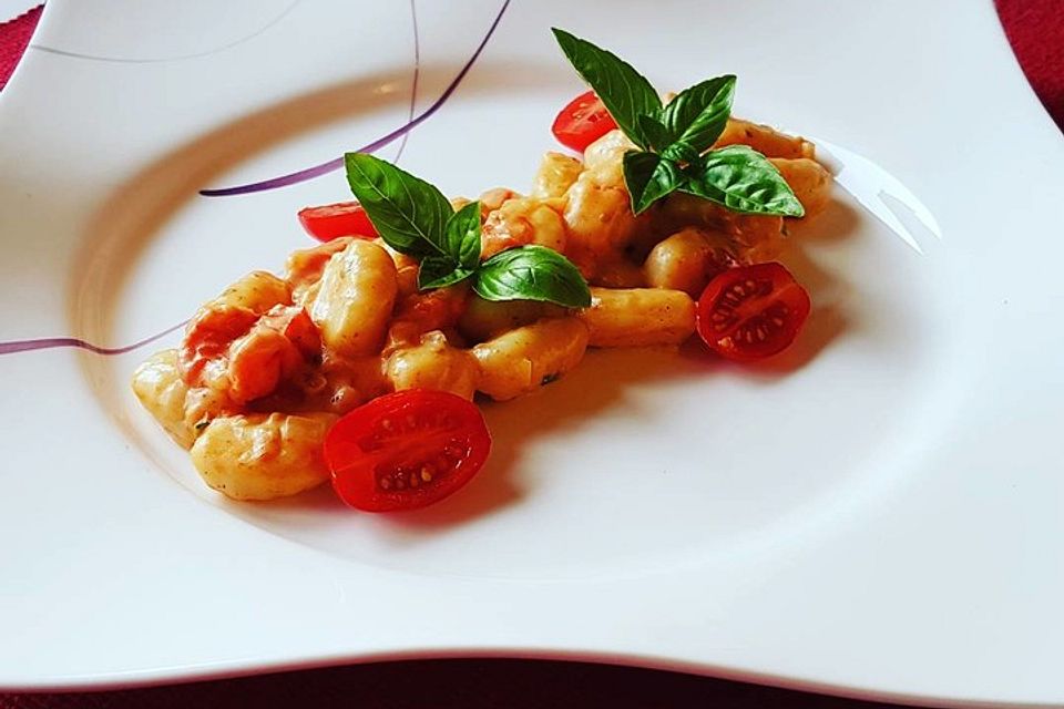 Gnocchi mit Tomaten und Mozzarella