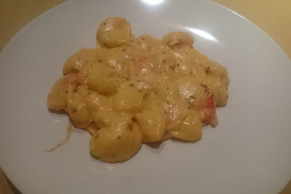 Gnocchi mit Tomaten und Mozzarella