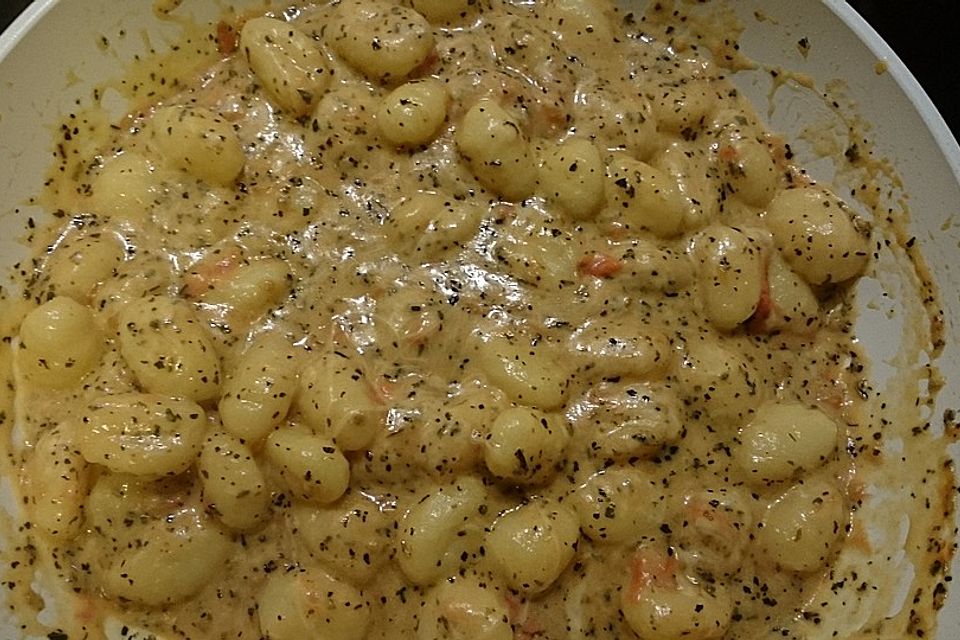 Gnocchi mit Tomaten und Mozzarella