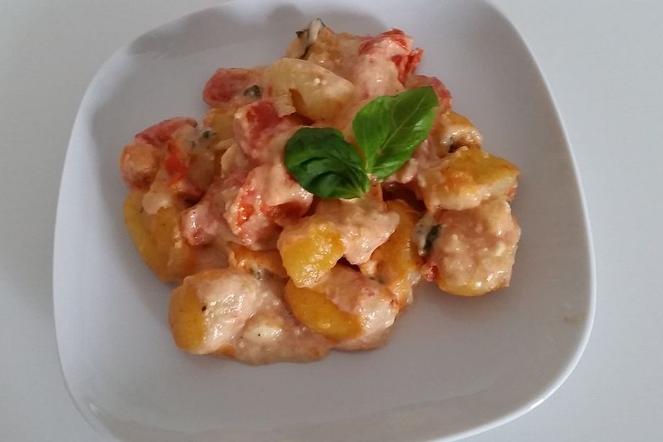 Gnocchi mit Tomaten und Mozzarella