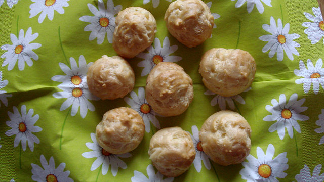 Windbeutel mit Lachscreme von Viniferia Windbeutel mit Lachscreme von Viniferia