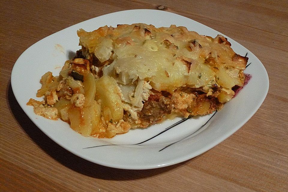 Kartoffelauflauf mit Feta und Ananas Kartoffelauflauf mit Feta und Ananas