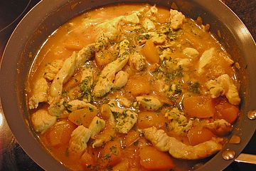 Mini-Hackfleischbällchen in fruchtiger Currysoße