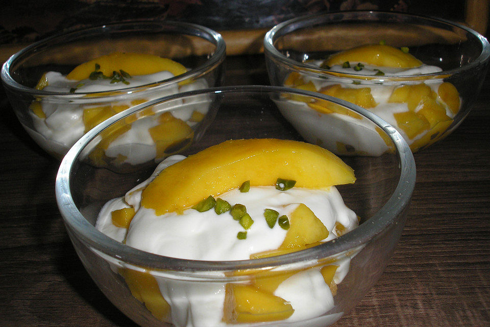 Mango-Joghurt Dessert