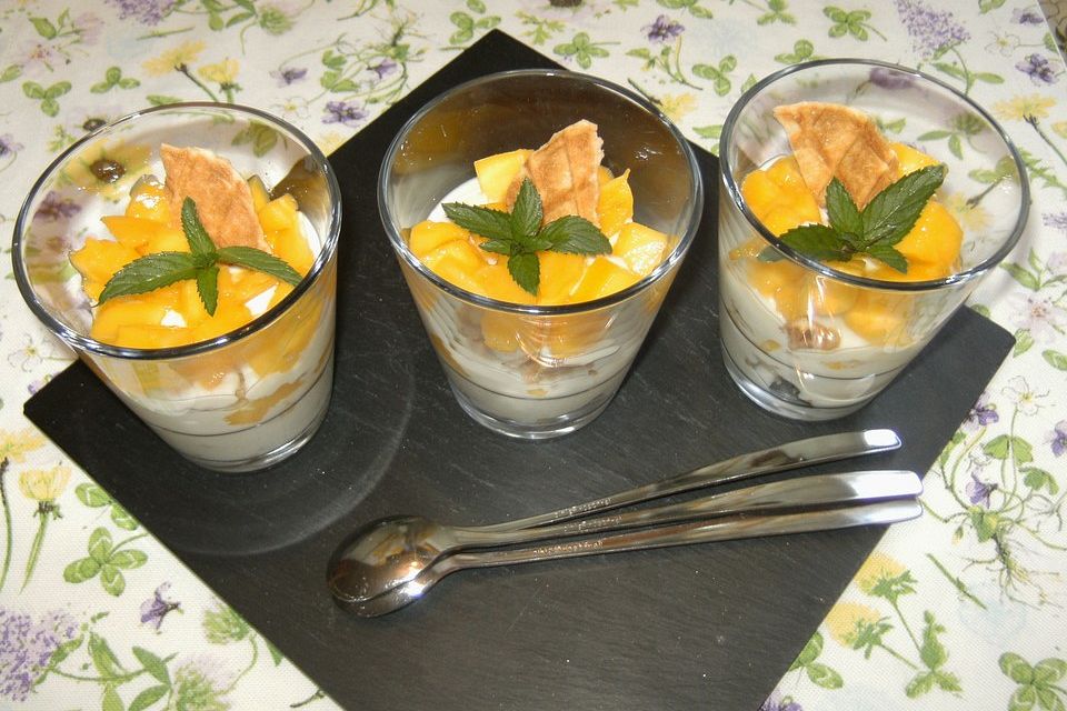 Mango-Joghurt Dessert