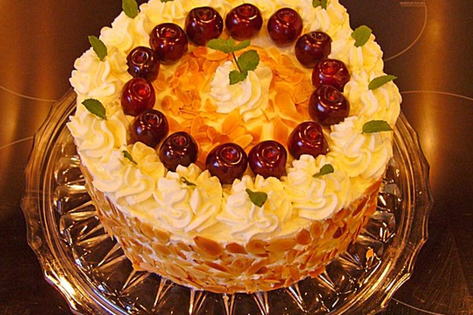 Kirsch-Trüffel Torte