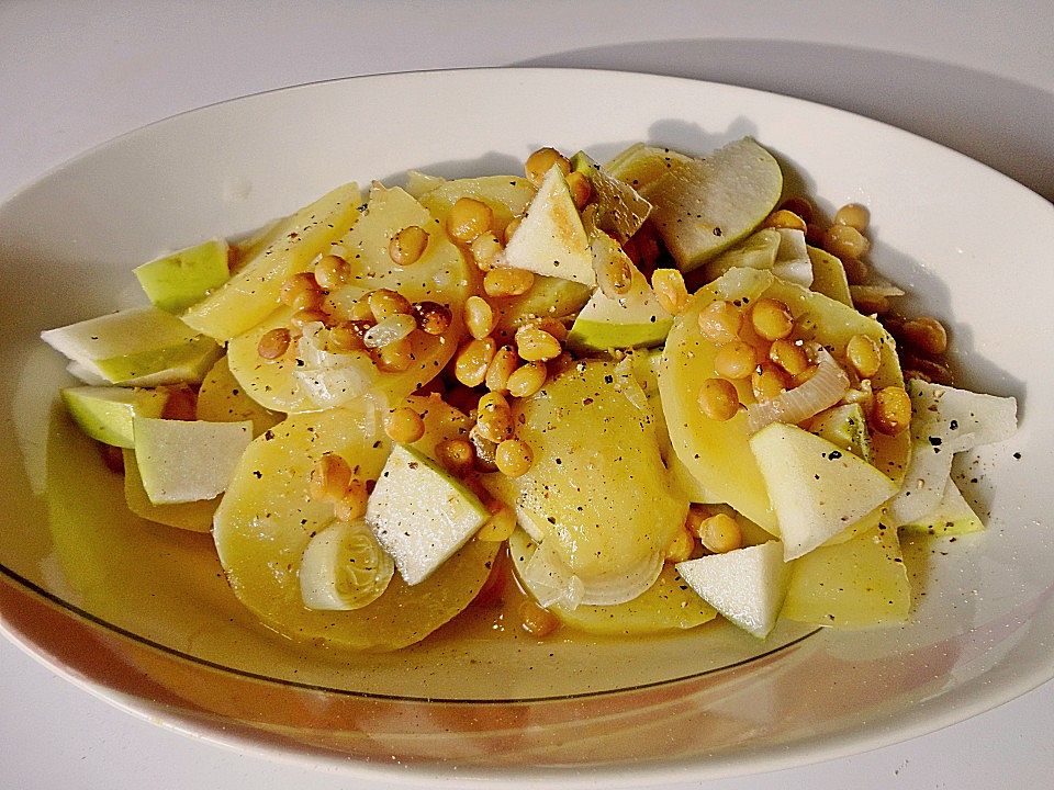 Kartoffelsalat mit Äpfeln und Linsen von Kaffeeluder| Chefkoch