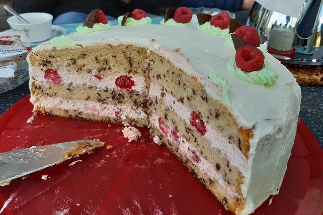 Stracciatella-Himbeer-Torte von fini123 | Chefkoch