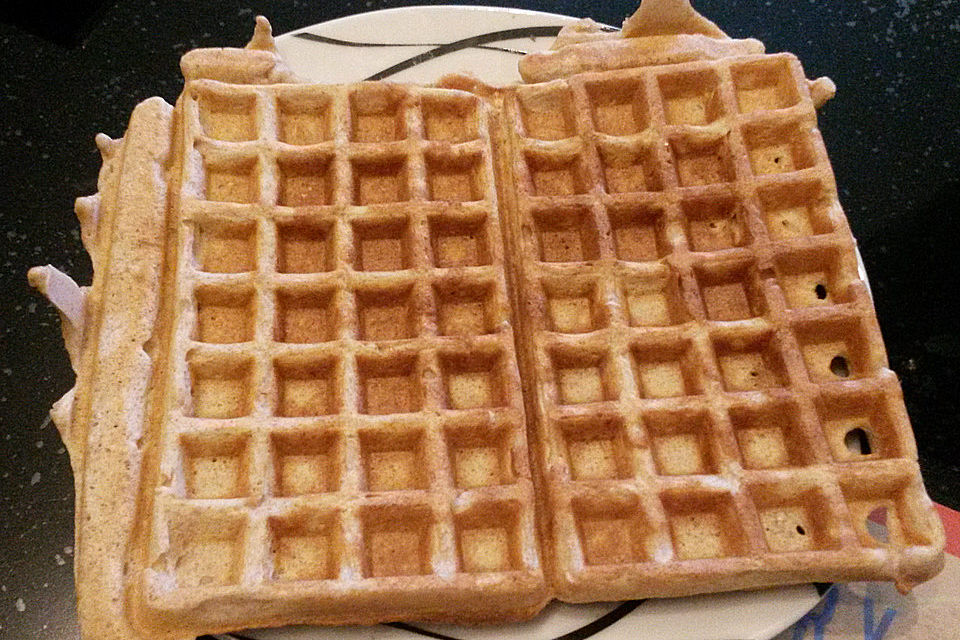 Waffeln mit Vollkornmehl und Haferflocken