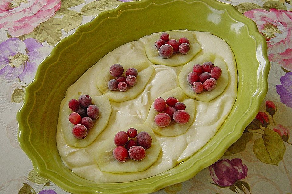 Grießauflauf mit Birnen und Cranberries