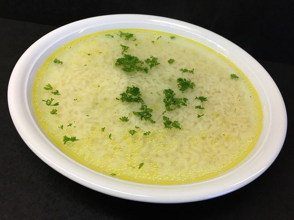Hühnersuppe nach Uromas Rezept von Tickerix| Chefkoch