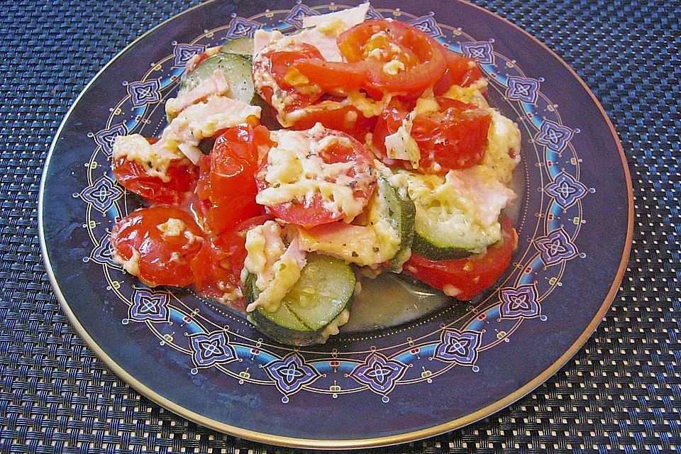 Tomaten-Zucchini-Auflauf mit Putenbrust