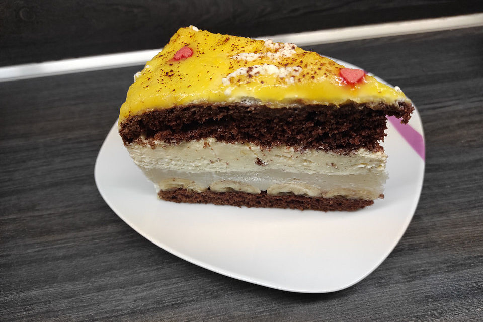 Bananen-Eierlikör-Torte