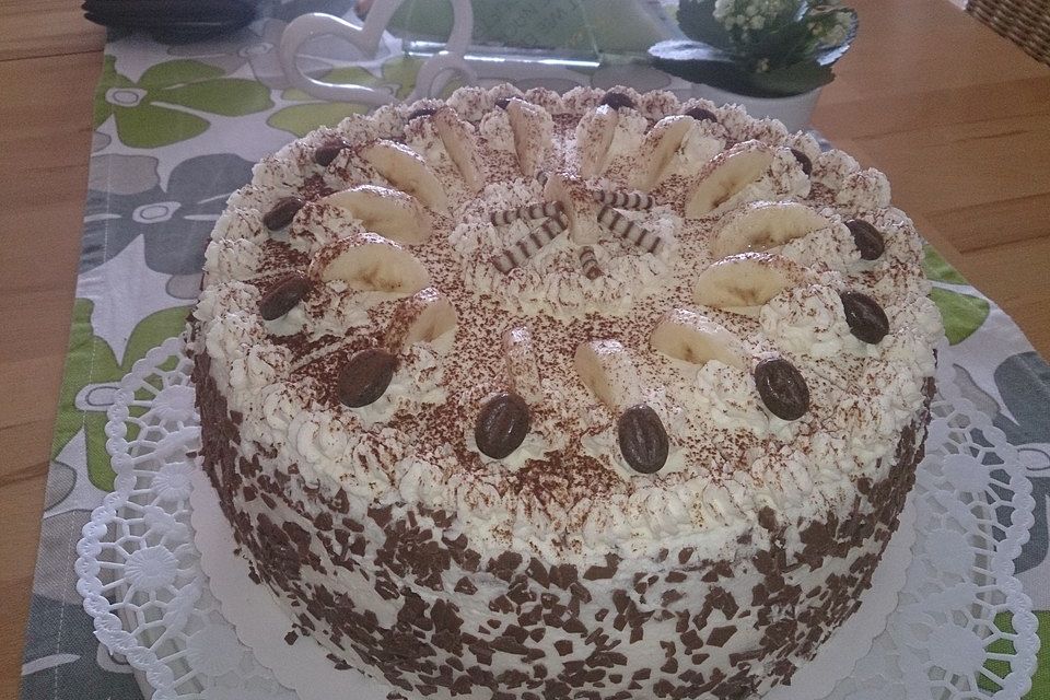 Bananen-Eierlikör-Torte