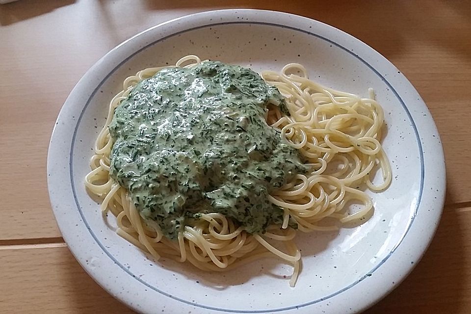 Tagliatelle mit Brunch-Spinat-Sauce