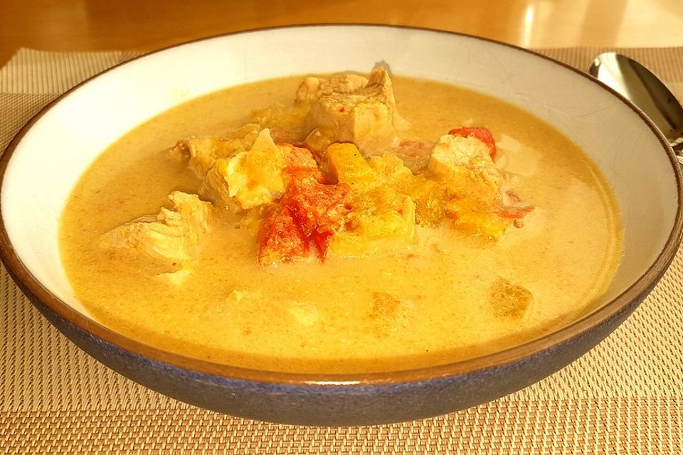 Thai Style Hühner-Kürbis Suppe