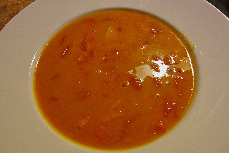 Thai Style Hühner-Kürbis Suppe