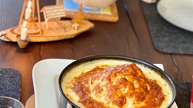 Blumenkohl im Hackfleischring von A.Dede