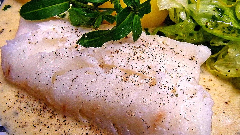 Gedünsteter Schellfisch mit Estragon-Senfsauce von Tickerix