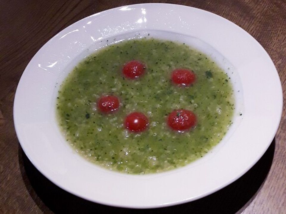 Brokkolisuppe mit Gartenbrokkoli von kleinesgeislein| Chefkoch