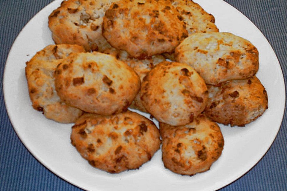 Aprikosen - Scones mit weißer Schokolade