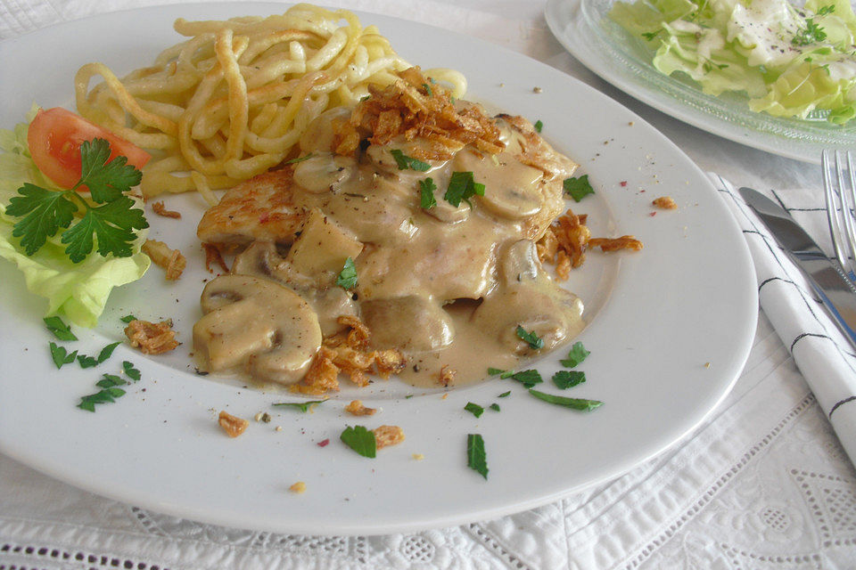 Jägerschnitzel mit Spätzle