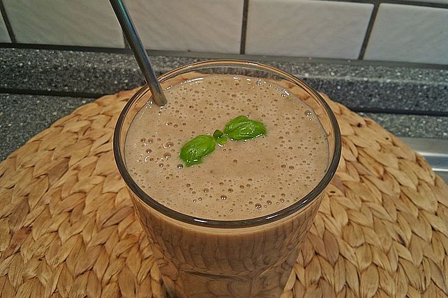 Bananenmilchshake mit Basilikum von skmeyer| Chefkoch